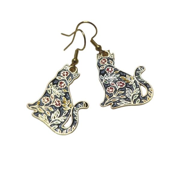 Cat Floral Design Earrings - Picture 6 of 8